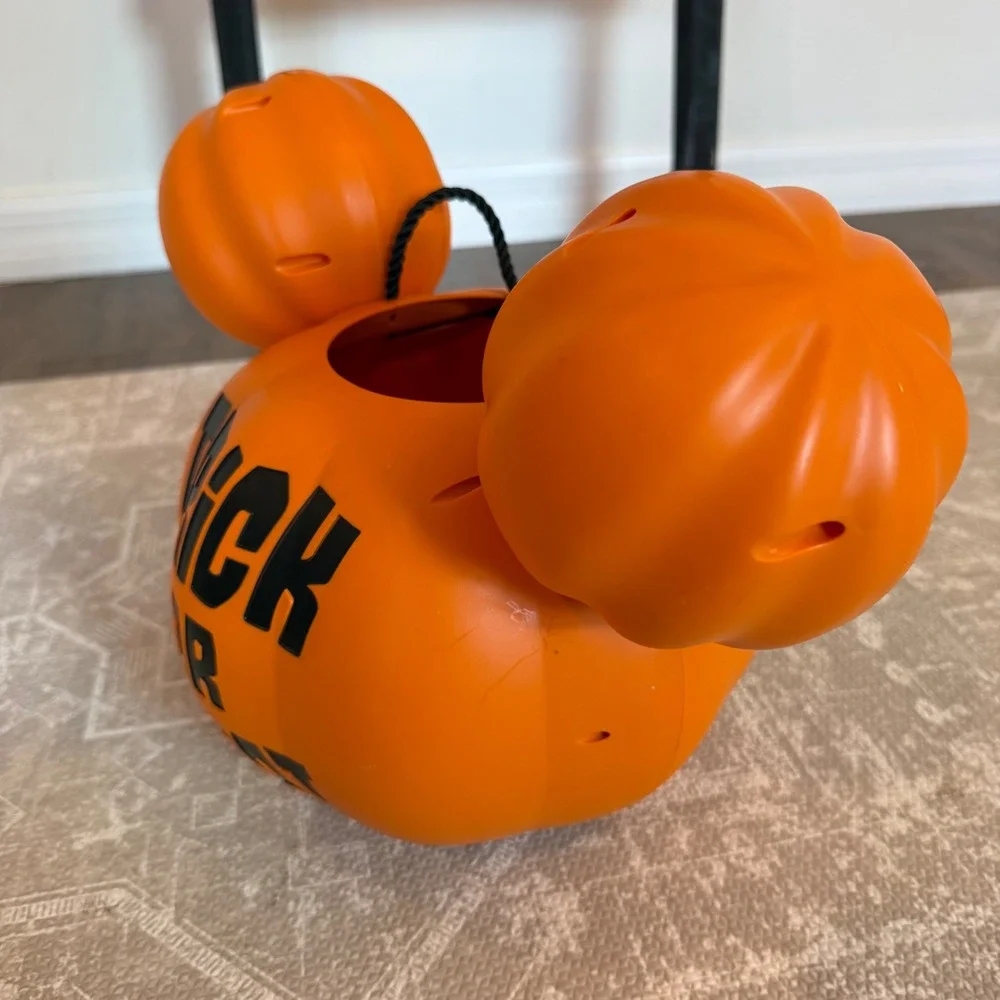 Disney 2023 Mickey Mouse Pumpkin Trick Or‎ Treat Bucket Halloween Candy Pail - Picture 7 of 7
